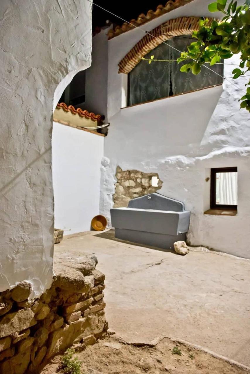 La Posada Medina de las Torres Luaran gambar